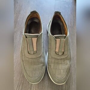 Women's Slip-On Shoes - Olive Green